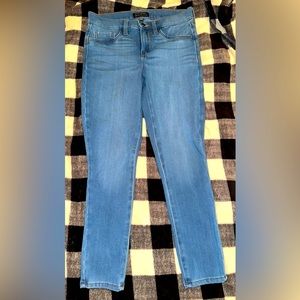 Women’s BANANA REPUBLIC SUPER-STRTCH LEGGING-FIT JEAN - Size: Petite 28/6